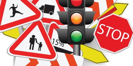 Επιστολή της Περιφερειάρχη Αττικής προς τους αρμόδιους Υπουργούς για την εξεύρεση οριστικής λύσης για τη διενέργεια εξετάσεων των υποψηφίων οδηγών