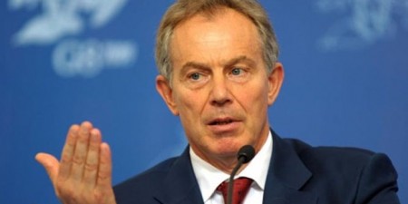 Ο Τόνι Μπλερ και πάλι στην πολιτική αρένα για να αγωνιστεί κατά του Brexit