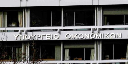 Διαψεύδει το ΥΠΟΙΚ για νέο δάνειο – μνημόνιο