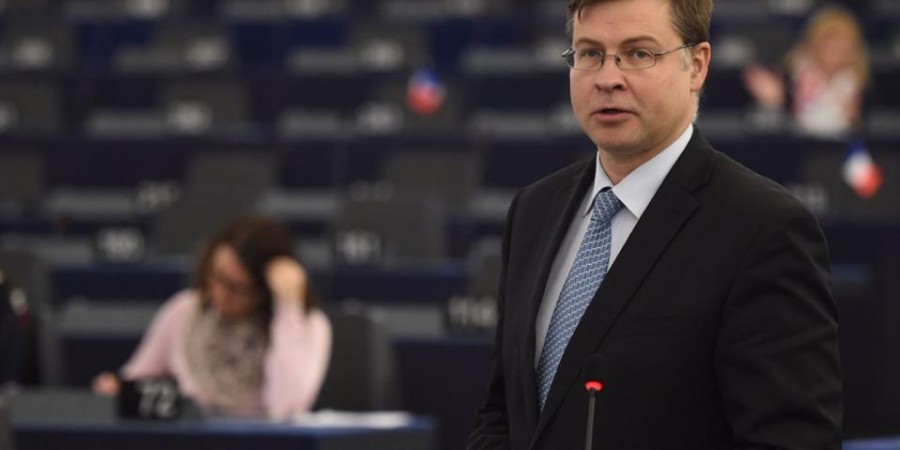 Τι δήλωσε ο Ντομπρόβσκις για τον κλάδο των ακινήτων και τους ενυπόθηκους δανειζόμενους