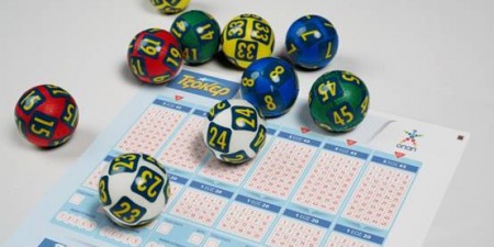 Οκτώ τρόποι για να διαλέξετε αριθμούς στο Τζόκερ