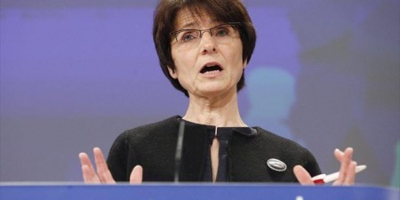 Απάντηση Μ. Τίσεν σε Δ. Παπαδημούλη για την απασχόληση και την εργασιακή ανασφάλεια