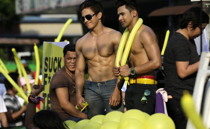 Συνθήματα κατά του Ντόναλντ Τραμπ στο Gay Pride στη Νέα Υόρκη