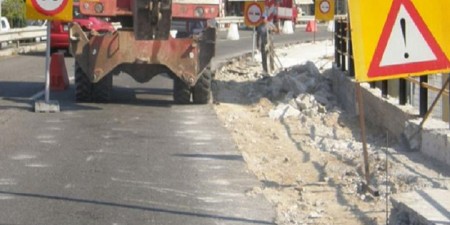 Παρεμβάσεις για τη συντήρηση και την ανακατασκευή οδών του Δήμου Αχαρνών