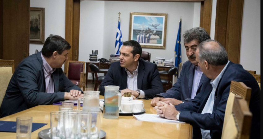 Κάλυψη Τσίπρα στον Πολάκη και 9.500 προσλήψεις