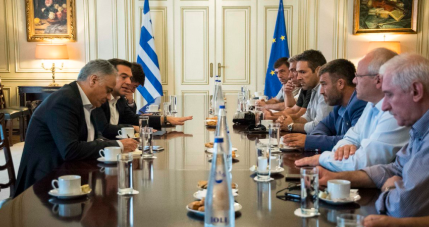 Τα βρήκαν (;) ο Αλέξης Τσίπρας, με τους εκπροσώπους της ΠΟΕ – ΟΤΑ