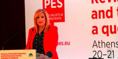 Φώφη Γεννηματά: «Η χώρα μπορεί να βγει από τα μνημόνια, όχι όμως με νέες ψεύτικες ελπίδες»