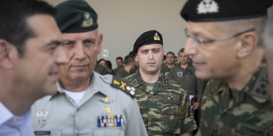 Χαιρετισμός του Πρωθυπουργού προς τα στελέχη της 112 Πτέρυγας Μάχης της Πολεμικής Αεροπορίας στην Αεροπορική Βάση Ελευσίνας