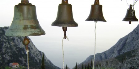 «Καμπάνες» για όσους δεν υποβάλουν φορολογική δήλωση