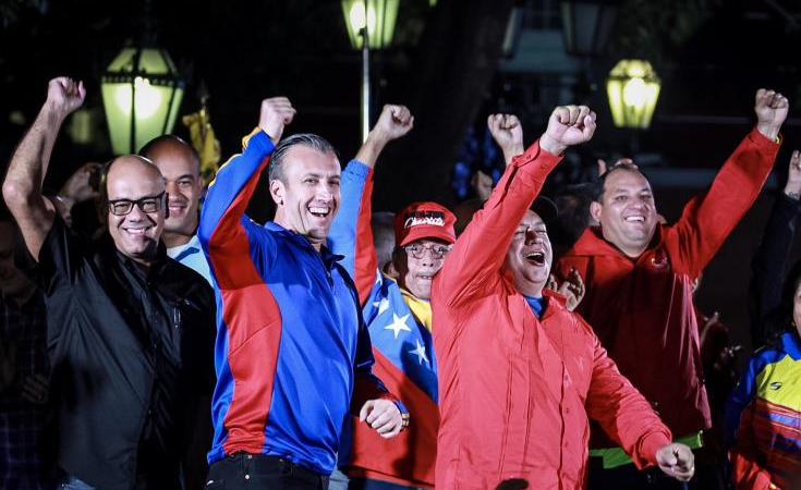Επιβολή κυρώσεων σύμφωνα με τον Λευκό Οίκο στον «δικτάτορα» Μαδούρο