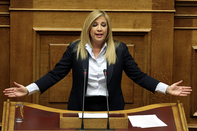 Φώφη Γεννηματά: «Η κόπρος του Αυγεία είναι μαζεμένη στην αυλή σας»