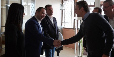 Μητσοτάκης από το Νομό Θεσπρωτίας: «Οι προτάσεις που καταθέσαμε είναι τεκμηριωμένες, κοστολογημένες και κυρίως είναι προτάσεις κοινής λογικής»