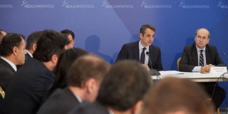 Κυριάκος Μητσοτάκης: «Δυστυχώς, ο πρωθυπουργός των φόρων αποδεικνύεται ότι είναι και ο πρωθυπουργός των μεσαζόντων»