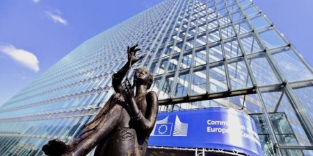 Κομισιόν: «Μη συμβατός ο νόμος της ουγγρικής κυβέρνησης για την ανώτατη εκπαίδευση με τις υποχρεώσεις της ΕΕ»