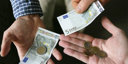 Υπ. Οικονομικών: Διευκρίνιση για το κοινωνικό μέρισμα