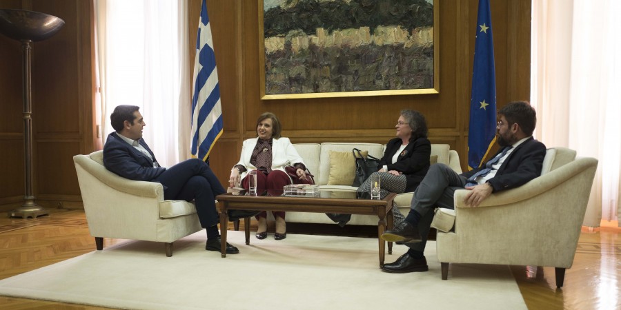 Η Θ. Μεγαλοοικονόμου πέρασε την πόρτα του Μαξίμου