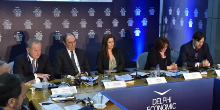 CEO της ΕΛΠΕ Γρηγόρης Στεργιούλης στο 3ο Οικονομικό Φόρουμ των Δελφών, με θέμα: «Η νέα Παγκοσμιοποίηση και οι Αναπτυξιακές προκλήσεις»