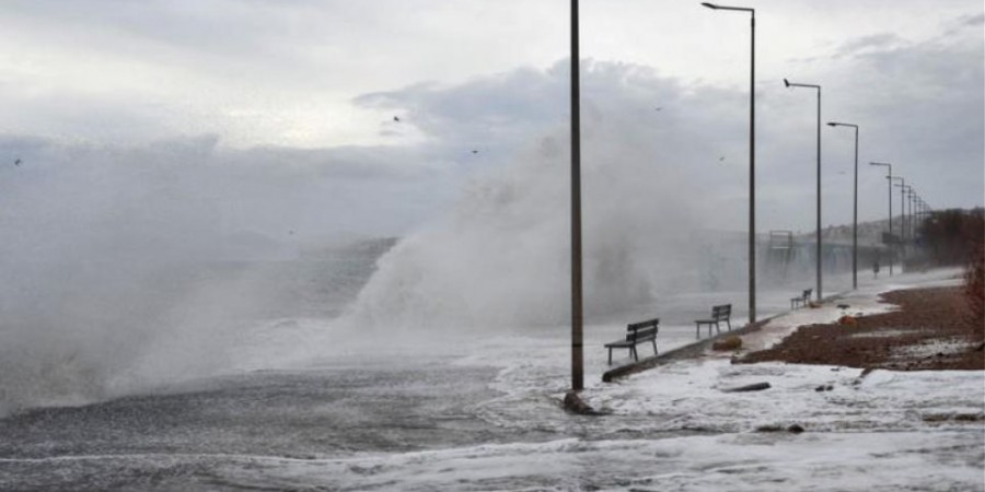 Κακοκαιρία τις επόμενες ημέρες με ισχυρές βροχές και καταιγίδες και θυελλώδεις ανέμους