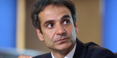 Eπιστολή Μητσοτάκη προς τον Ευρωπαίο Επίτροπο Γιοχάνες Χαν για την απαράδεκτη απόφαση της αλβανικής κυβέρνησης