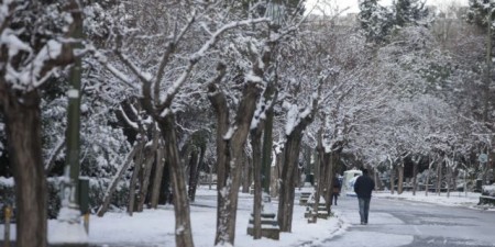 Η Περιφέρεια Αττικής ενημερώνει τους πολίτες για τους θερμαινόμενους χώρους