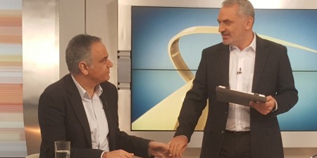 Ο γραμματέας της κεντρικής επιτροπής του ΣΥΡΙΖΑ Πάνος Σκουρλέτης στην εκπομπή της ΕΡΤ1 «Πάμε Αλλιώς» με τον Τάκη Σαράντη