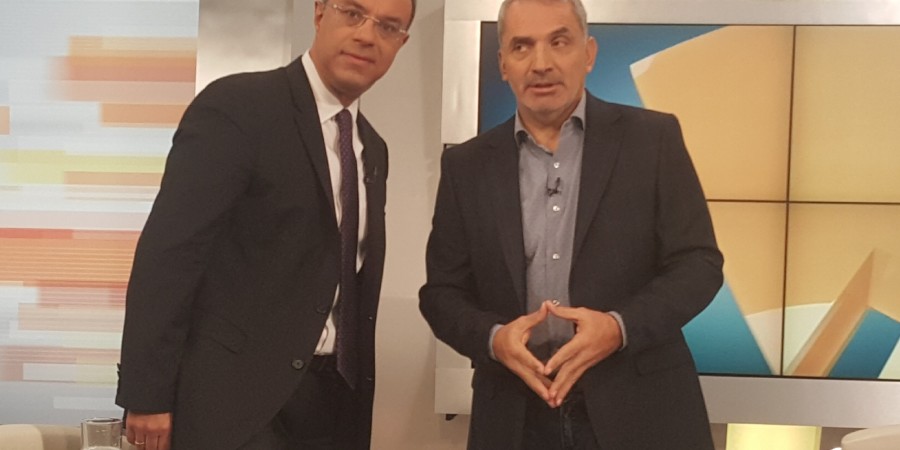 Ο Βουλευτής και Τομεάρχης Οικονομικών της Ν.Δ. Χρήστος Σταϊκούρας στην εκπομπή της ΕΡΤ1 «Πάμε Αλλιώς» με τον Τάκη Σαράντη