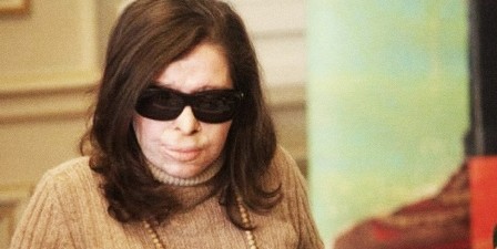 Στη δημοκρατία μας δεν περισσεύει κανείς!