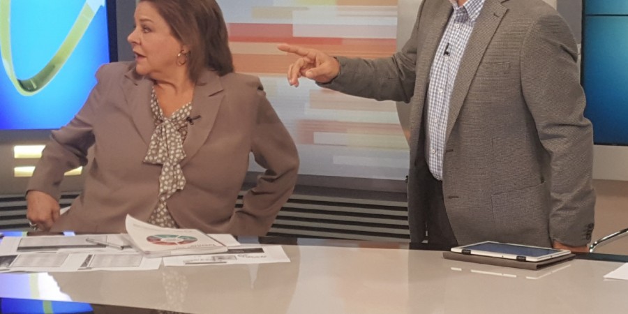 Η ΠΟΛΙΤΙΚΟΣ ΚΑΙ ΟΙΚΟΝΟΜΟΛΟΓΟΣ ΛΟΥΚΑ ΚΑΤΣΕΛΗ ΣΤΗΝ ΕΚΠΟΜΠΗ ΤΗΣ ΕΡΤ-1 «ΠΑΜΕ ΑΛΛΙΩΣ» ΜΕ ΤΟΝ ΤΑΚΗ ΣΑΡΑΝΤΗ