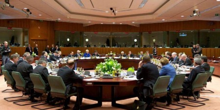 Όλα για τη δόση του 1 δισεκ.: Έλευση των θεσμών εν όψει eurogroup