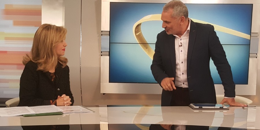 Η Υφυππουργός Παιδείας, Έρευνας και Θρησκευμάτων Μερώπη Τζούφη στην εκπομπή της ΕΡΤ-1 «Πάμε Αλλιώς» με τον Τάκη ΣαράντηΗ Υφυππουργός Παιδείας, Έρευνας και Θρησκευμάτων Μερώπη Τζούφη στην εκπομπή της ΕΡΤ-1 «Πάμε Αλλιώς» με τον Τάκη Σαράντη