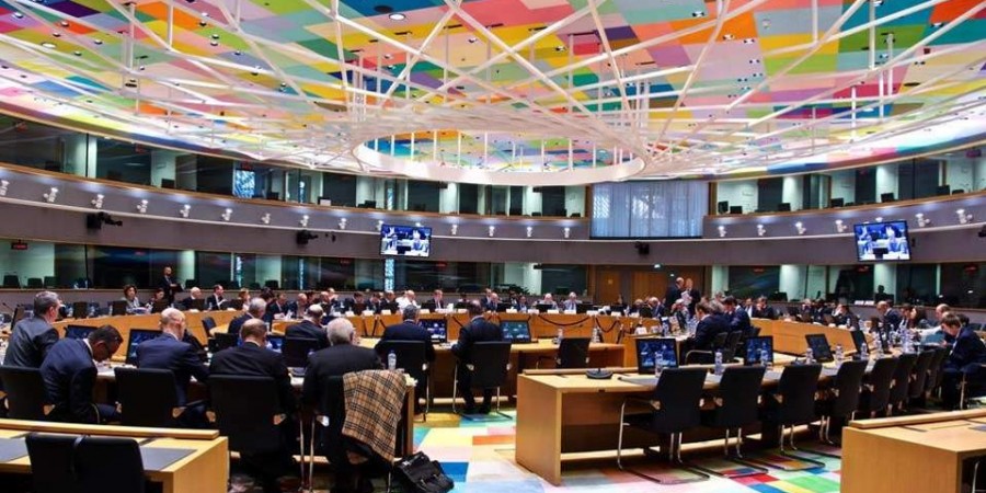 Παροχές: Το μορατόριουμ των ευρωεκλογών βάζει «σιγαστήρα» στους θεσμούς