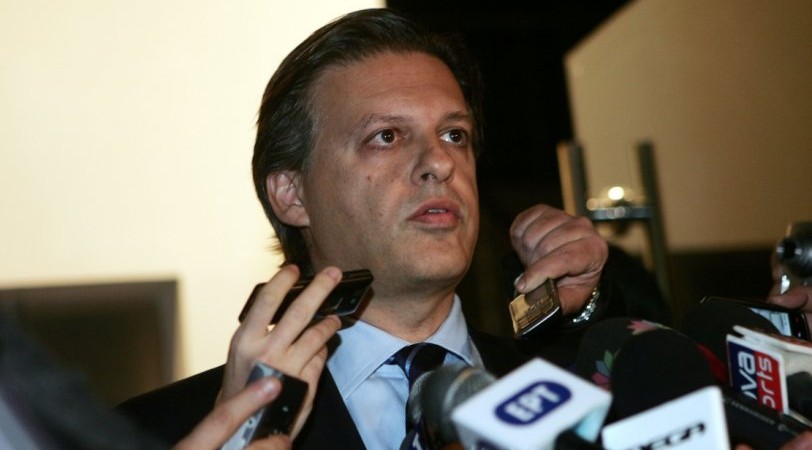 Bloomberg: Νίκας και Λαβίδας εμπλέκονται σε χρηματιστηριακό σκάνδαλο με την Goldman Sachs