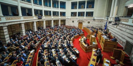 Απίστευτο και όμως πραγματικό. Ο Νόμος 4587/2018 έχει 22 τροπολογίες από τις οποίες οι 21 είναι άσχετες