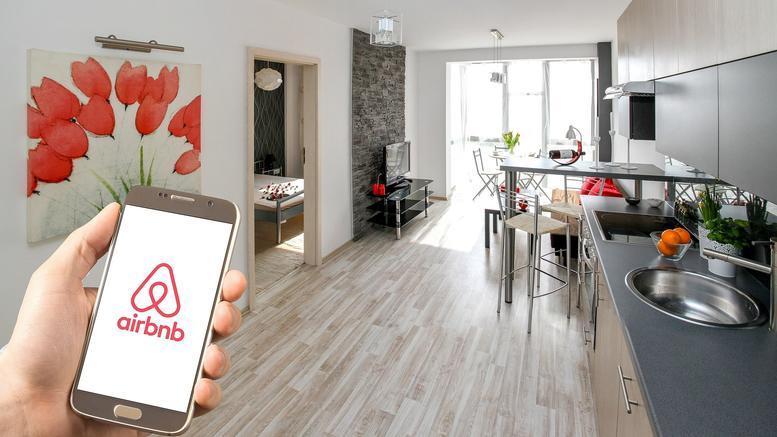 Οι Airbnb τουρίστες ανά τον κόσμο ξόδεψαν 25 δις σε φαγητό και καφέ!