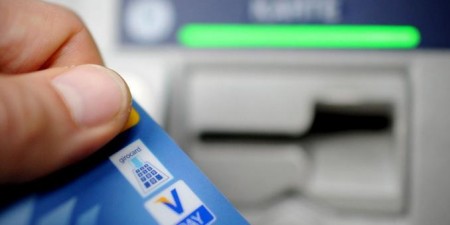 Τις τράπεζες τις χρηματοδοτούμε για ποιόν λόγο ακριβώς;