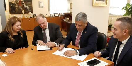 Υπογραφή Συμφώνου Συνεργασίας μεταξύ Περιφέρειας Αττικής και Ενιαίας Ανεξάρτητης Αρχής Δημοσίων Συμβάσεων