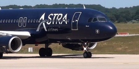 «Αναγκαστική προσγείωση» για την Astra Airlines