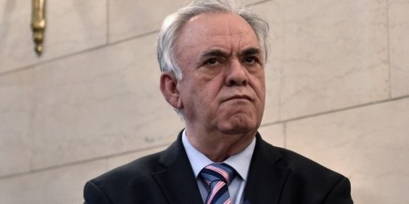 Γιάννης Δραγασάκης: Τα συστηματικά ψέματα, η παραπληροφόρηση και οι μεγάλοι χαμένοι