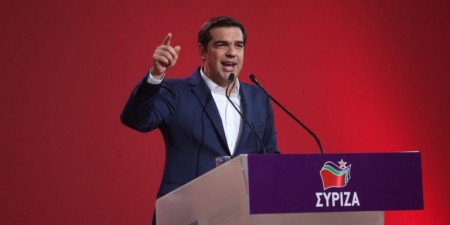 Αλ. Τσίπρας: “Μένουμε Όρθιοι” με γενναία μέτρα τώρα ή αύριο αντικρύζουμε συντρίμμια – Σχέδιο ύψους 26 δισ. ευρώ
