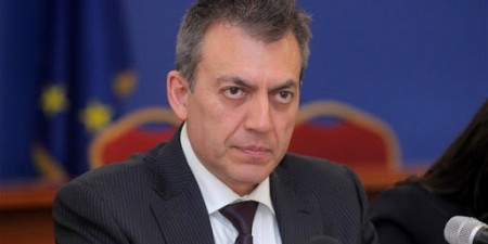 “Τέσσερα απλά ερωτήματα για τον κ. Βρούτση που παραμένει υπουργός” θέτει ο ΣΥΡΙΖΑ