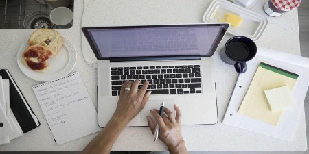 Ασφαλής και απρόσκοπτη εργασία από το σπίτι για 10.000 υπαλλήλους της Δημόσιας Διοίκησης