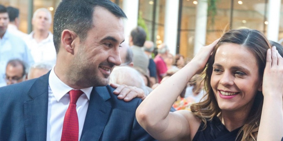 Επιμένει στην ίδια ομάδα ο Τσίπρας, παρά τη γκρίνια