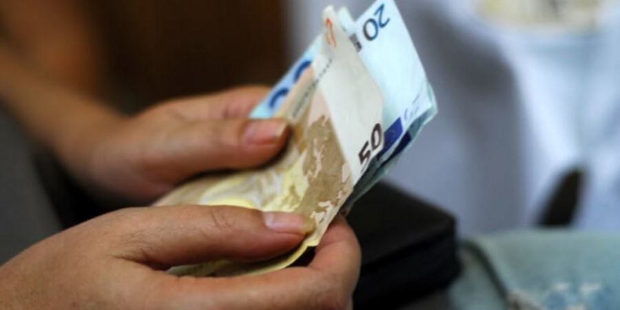 Δημοσιεύθηκε η ΚΥΑ για τη χορήγηση οικονομικής ενίσχυσης, 400 ευρώ, σε μακροχρόνια ανέργους