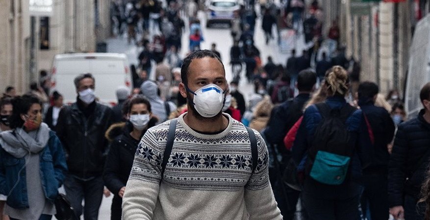 Νέες εκτιμήσεις για τη συλλογική ανοσία στην επιδημία COVID-19