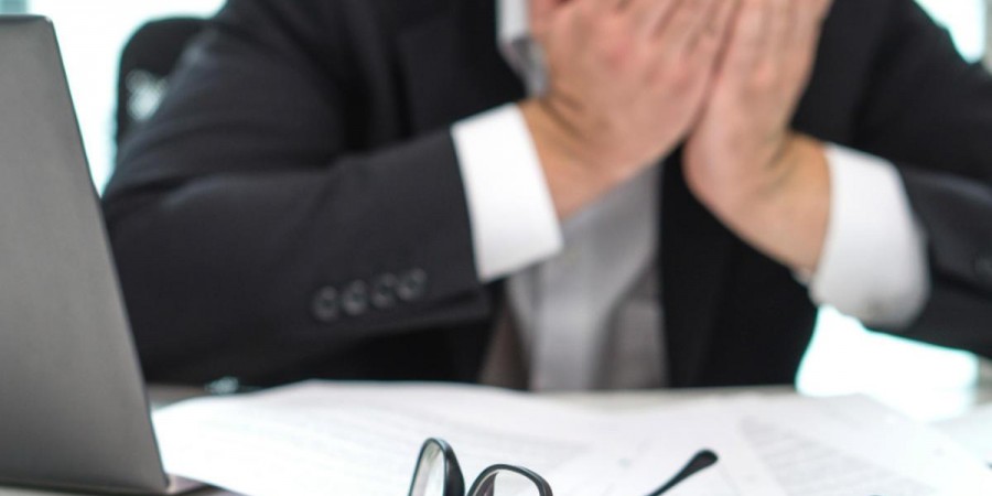 Ο κορωνοϊός φεύγει και οι εισπρακτικές ξεσαλώνουν