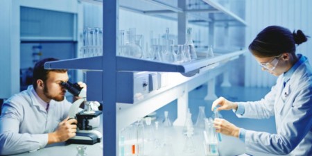 Οι Διαγνωστικές Δοκιμασίες για τον Κορωνοϊό SARS-CoV-2: Πλεονεκτήματα και Περιορισμοί