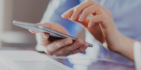 Εξουσιοδότηση και υπεύθυνη δήλωση μέσω του gov.gr και για κατόχους κινητών με αριθμό εξωτερικού