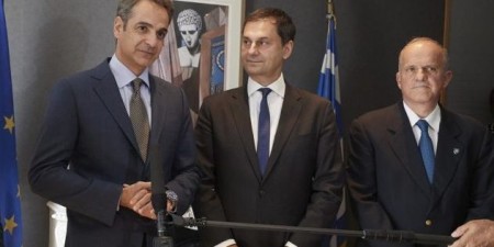 Ο Γενικός Γραμματέας του Υπουργείου Τουρισμού διώχνει τους τουρίστες
