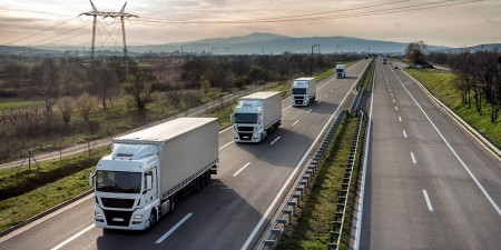 Υπερψηφίστηκαν σημαντικές μεταρρυθμίσεις στον τομέα των οδικών μεταφορών