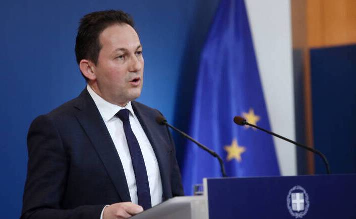 Ανέβηκαν οι τόνοι για τους τουρίστες και τους Έλληνες για τον κορωνοϊό